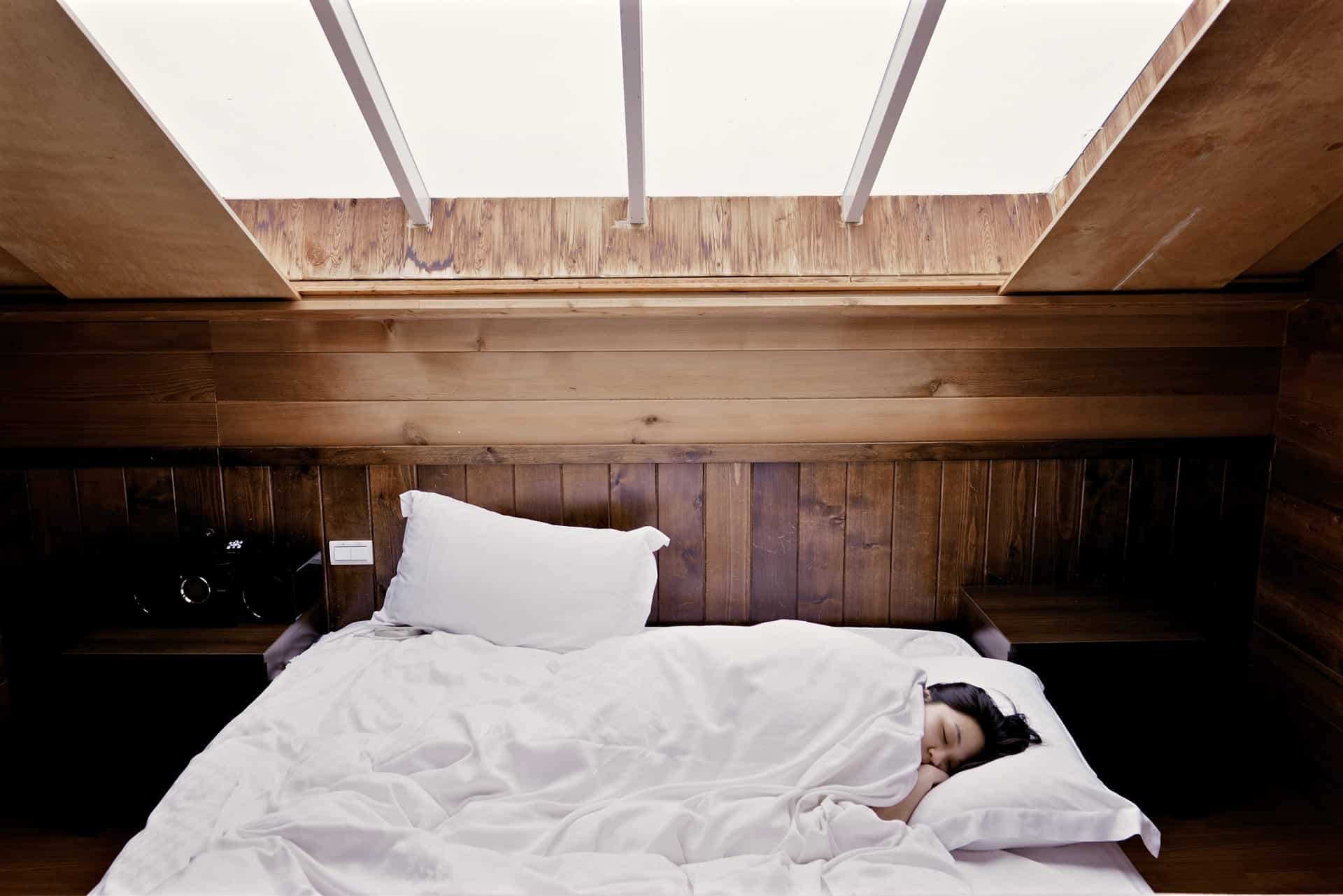 How should you sleep if you have lower back pain? - Orthopedic & Sports  Medicine